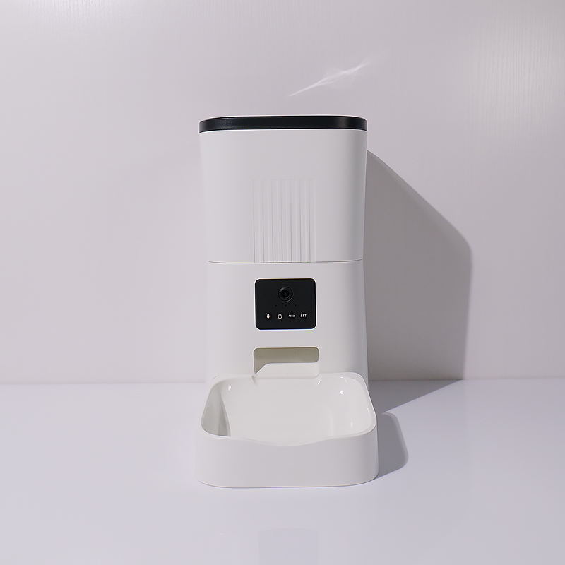 Smart Life APP Real-time Video Automatic Pet Bowls Clog-Free Design Pet Feeder Smart Life APP Real-time Video Automatic Pet Bowls Clog-Free Design Pet Feeder